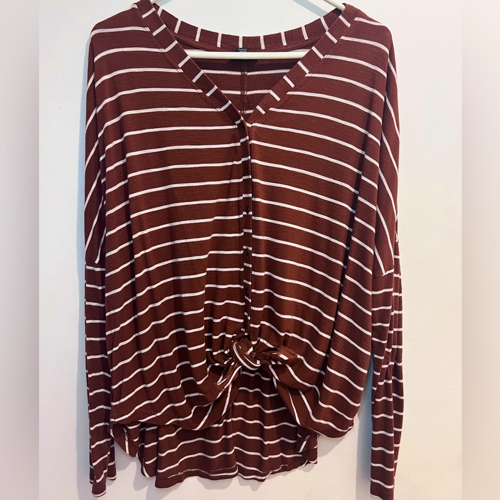 Women’s Tie-Front Tunic Top - a.n.a